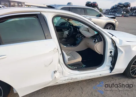 2020 Mercedes-Benz C 300 из США, поврежденный, VIN W1KWF8DB6LR574594